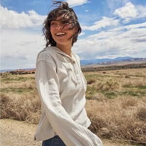 Eddie Bauer Womens Cozy Carry On Popover Gauze 100% Cotton Hooded Blouse Shirt M